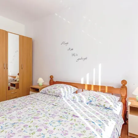 Lovely In With Wifi Apartament Dobrinj