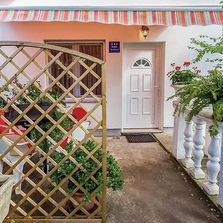 Awesome In With Wifi Apartment