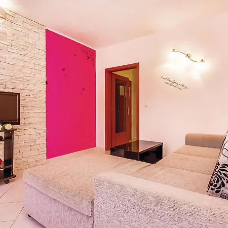 Apartment Awesome In With Wifi