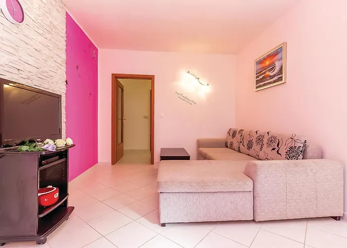 Apartment Lovely In With Wifi